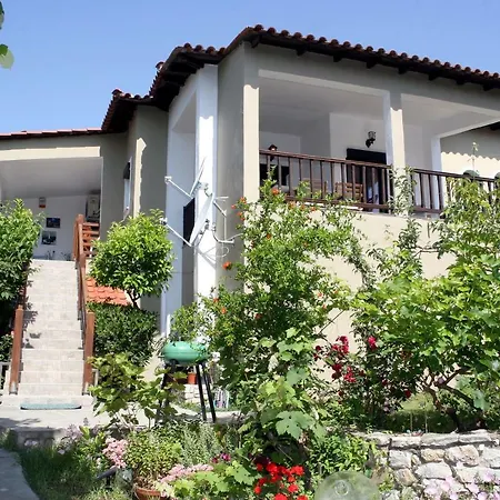 Holiday home Flamouria