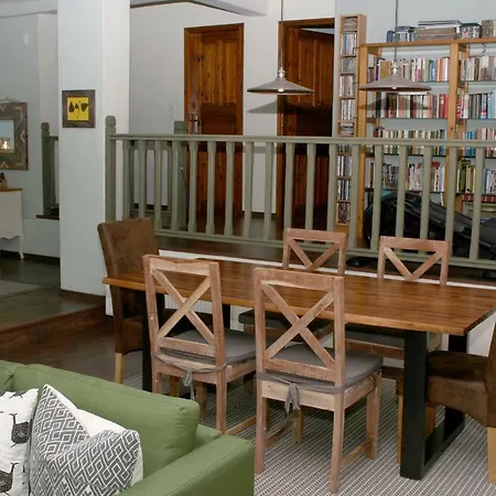 Flamouria Holiday home