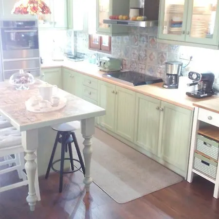 Flamouria Tatil Evi *